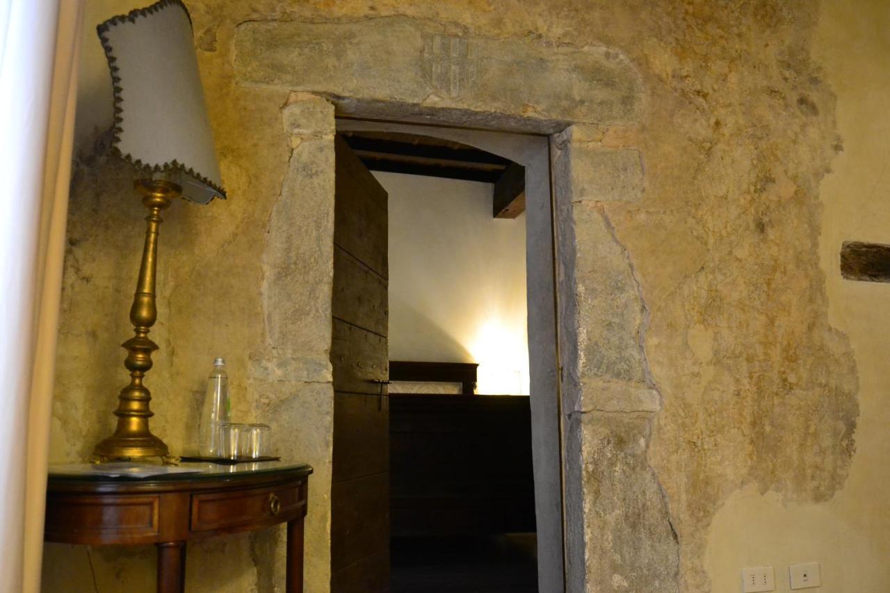 Castello Di Compiano Hotel Relais Museum Esterno foto