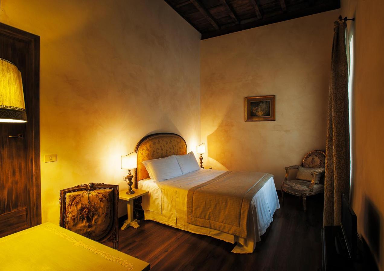 Castello Di Compiano Hotel Relais Museum Esterno foto