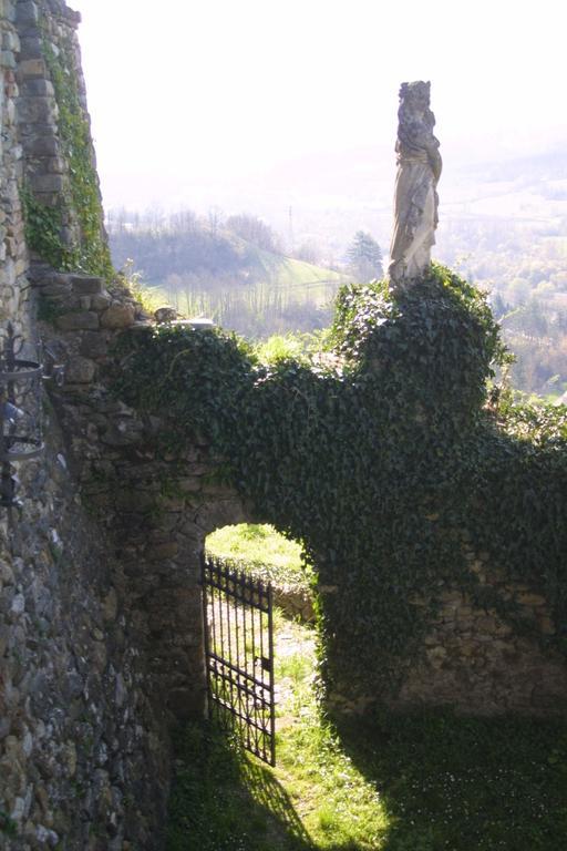 Castello Di Compiano Hotel Relais Museum Esterno foto